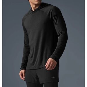 ALO Yoga Mens core hooded runner medium NWT